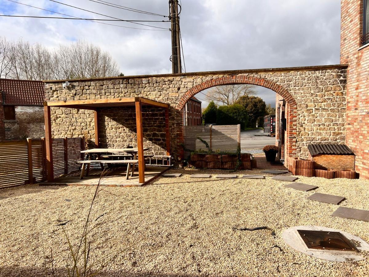 Residence Du Moulin 2E Grand Appartement 6 Personnes Boussu-lez-Mons Exterior photo